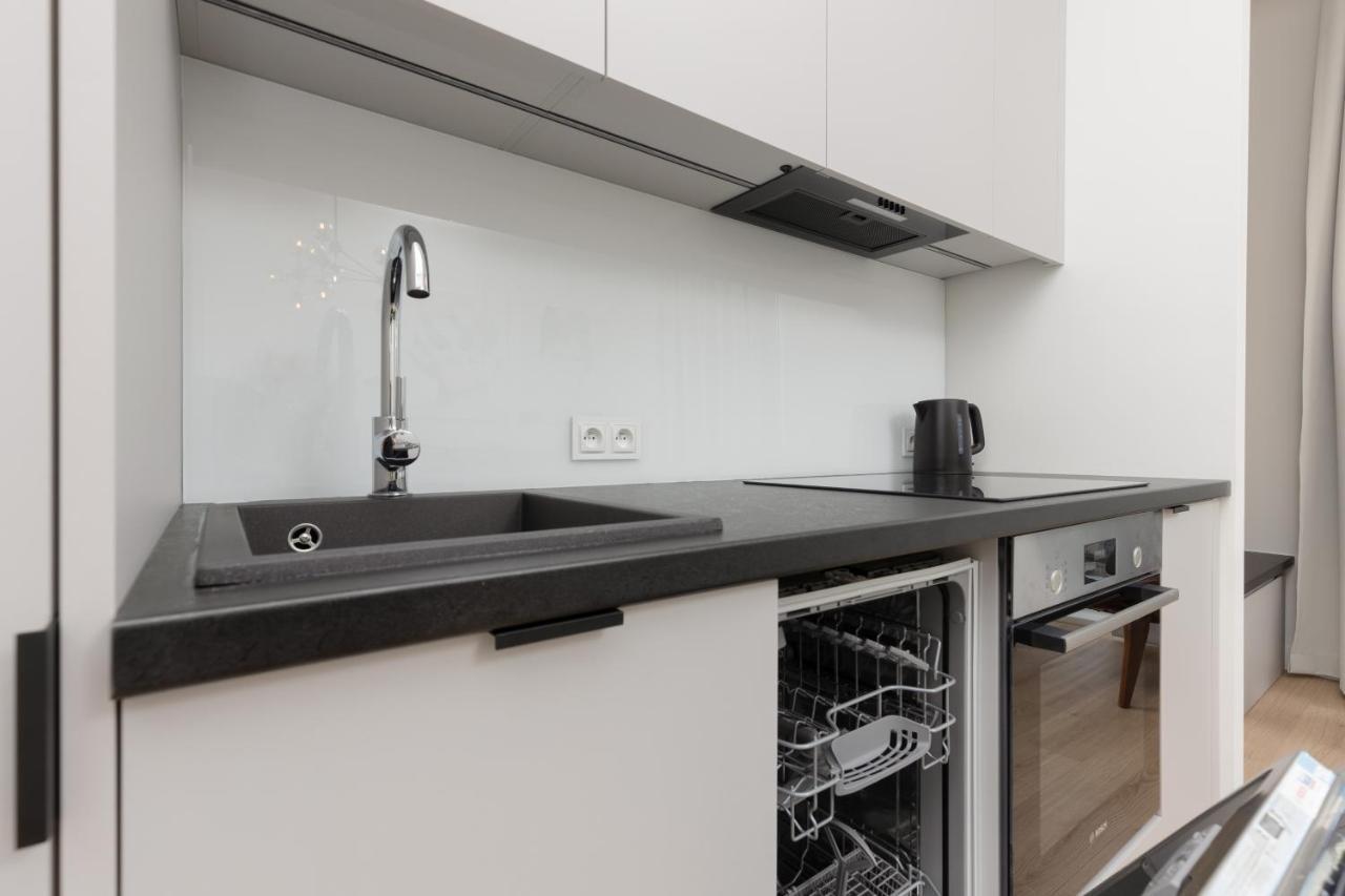 Fashionable City Center Apartment By Noclegi Renters Варшава Экстерьер фото